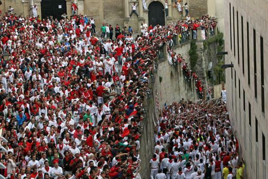 El Mirador De La Cuesta De Santo Domingo Daire Pamplona Dış mekan fotoğraf