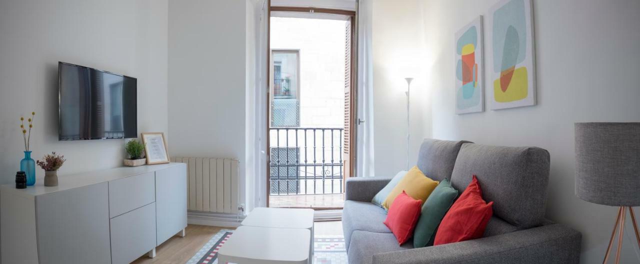 El Mirador De La Cuesta De Santo Domingo Daire Pamplona Dış mekan fotoğraf