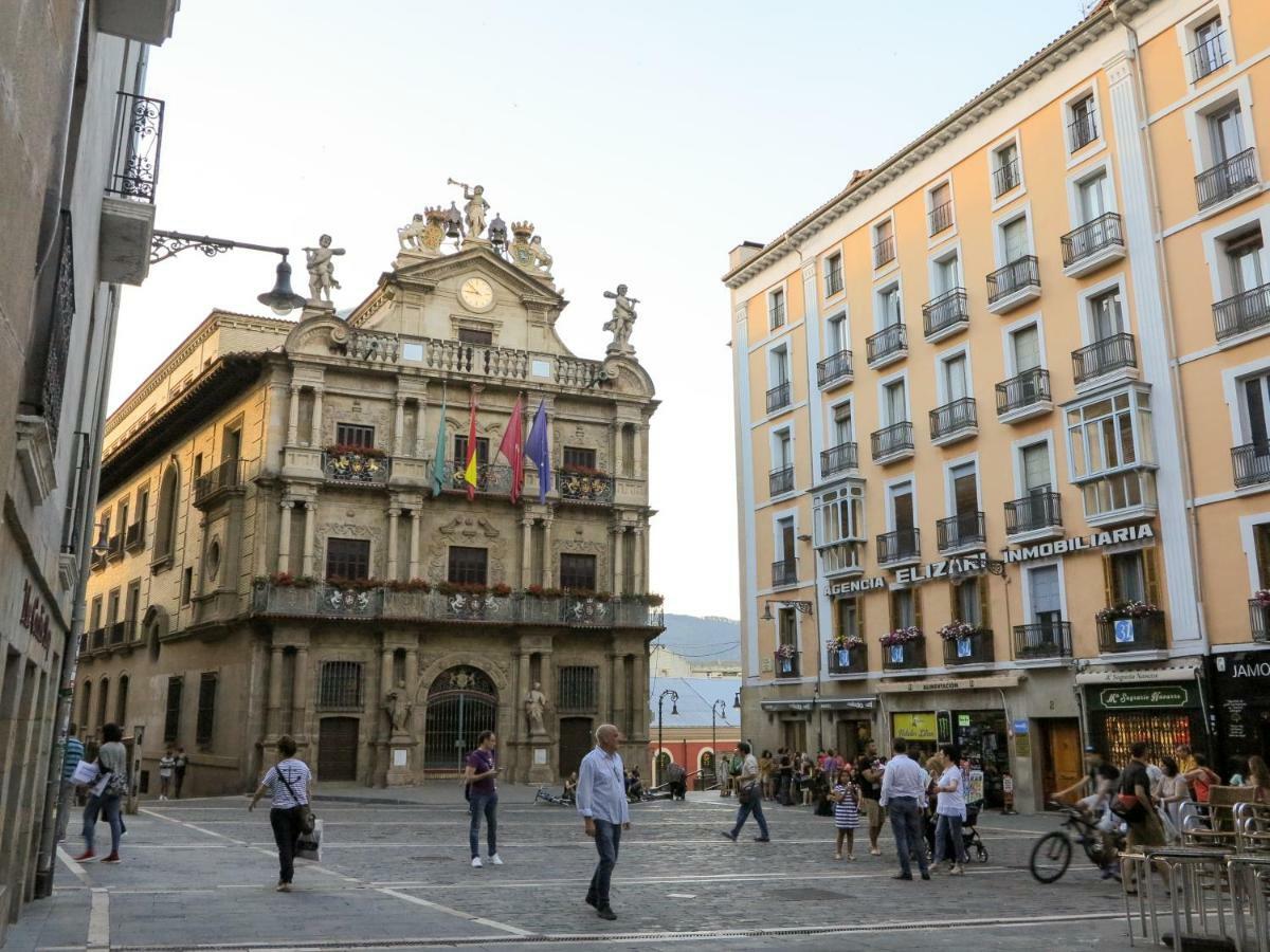 El Mirador De La Cuesta De Santo Domingo Daire Pamplona Dış mekan fotoğraf